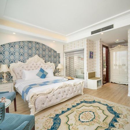 Royal Beach Hotel Дананг Экстерьер фото