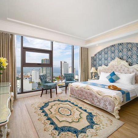 Royal Beach Hotel Дананг Экстерьер фото