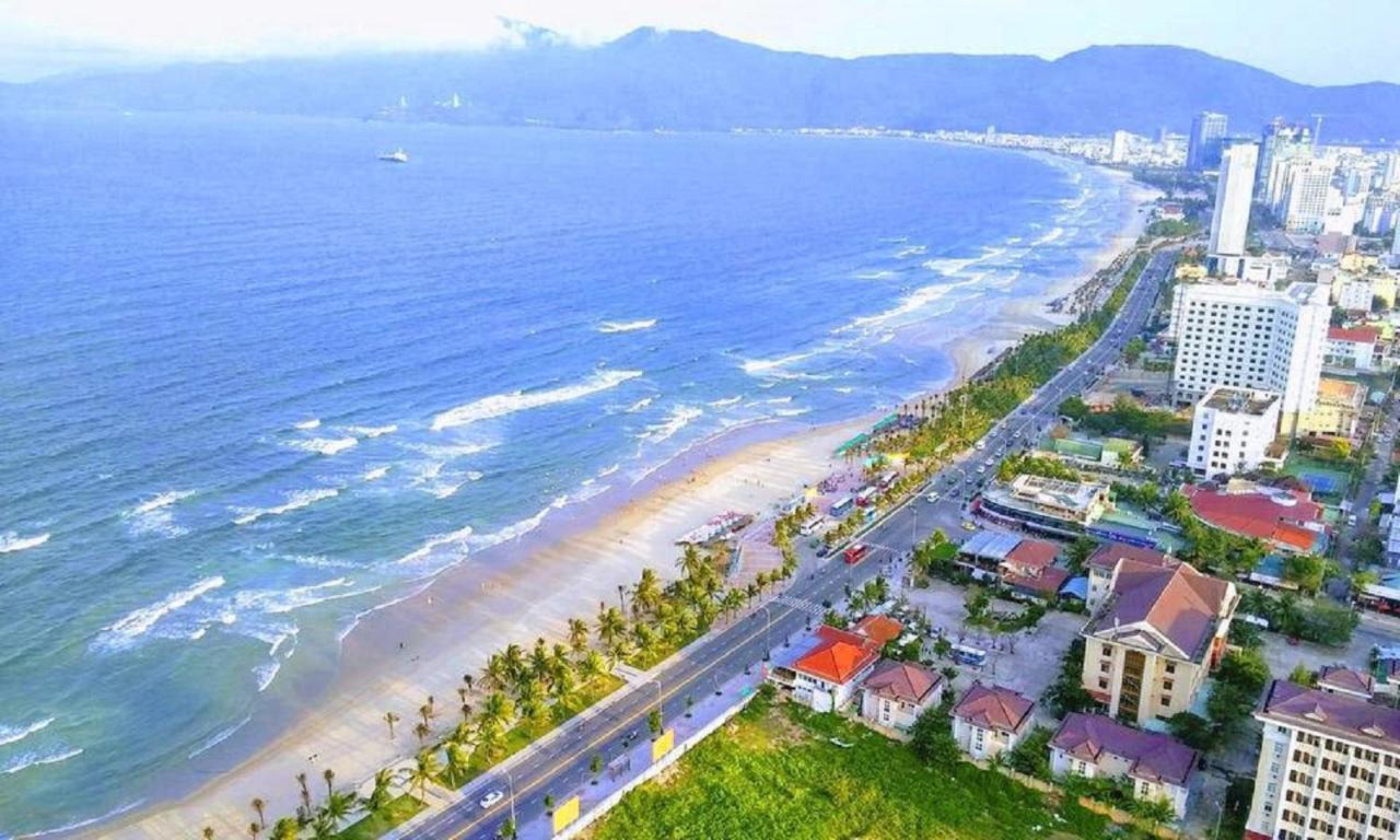 Royal Beach Hotel Дананг Экстерьер фото
