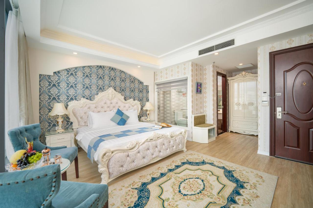 Royal Beach Hotel Дананг Экстерьер фото