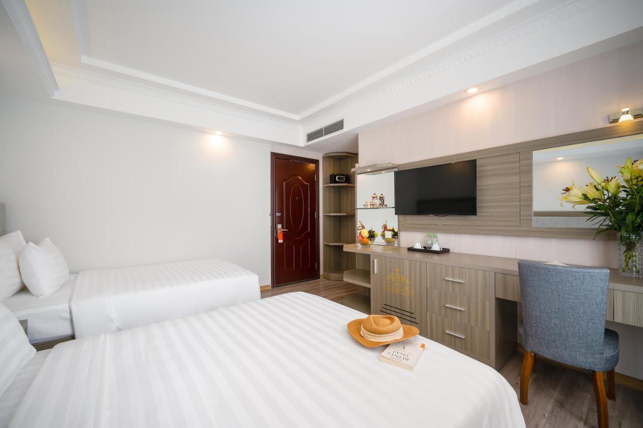 Royal Beach Hotel Дананг Экстерьер фото