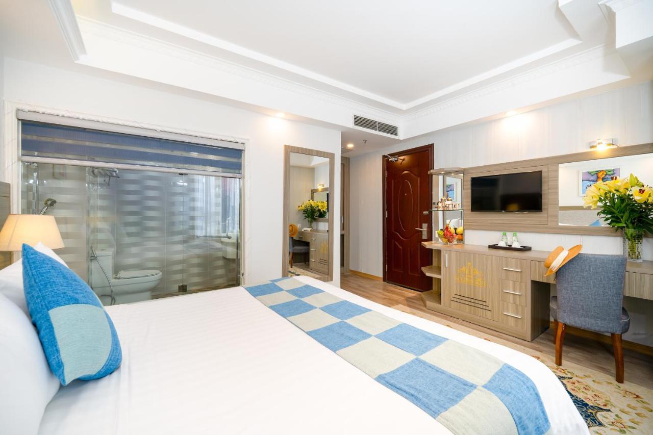 Royal Beach Hotel Дананг Экстерьер фото