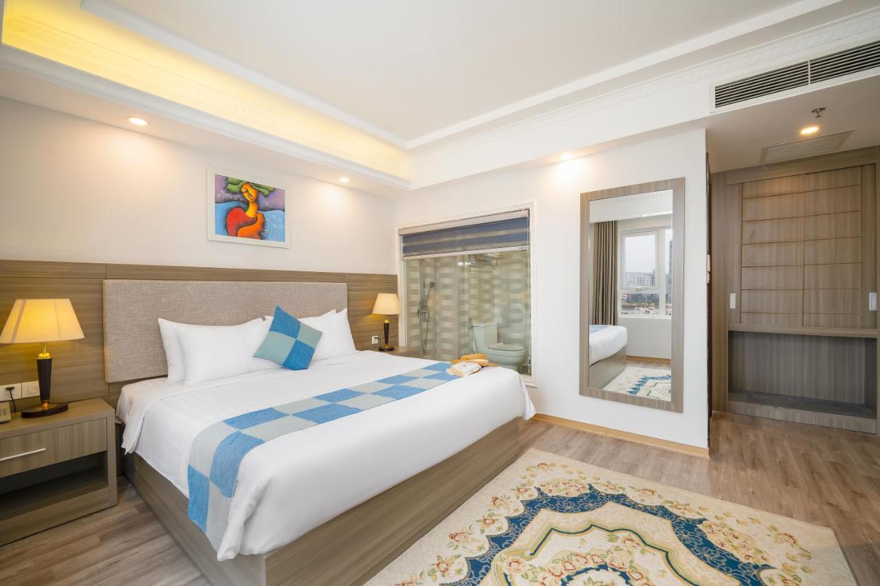 Royal Beach Hotel Дананг Экстерьер фото